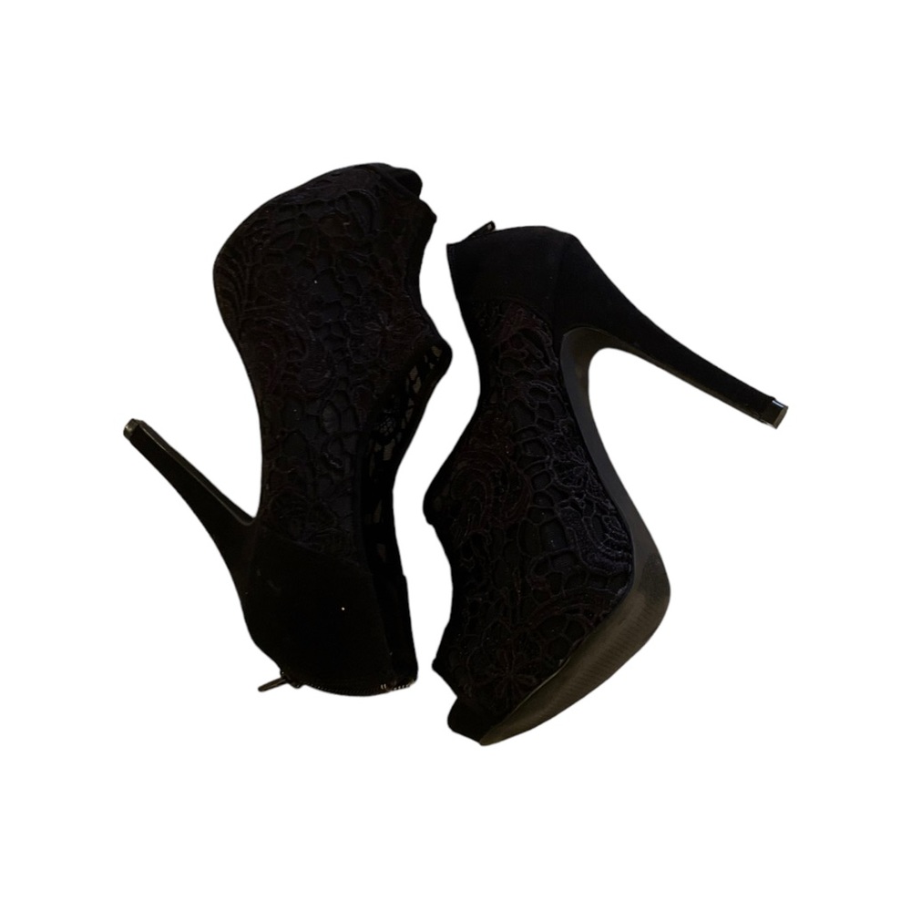 Apt 9 black heels open toe size 8.5 medium zips in back